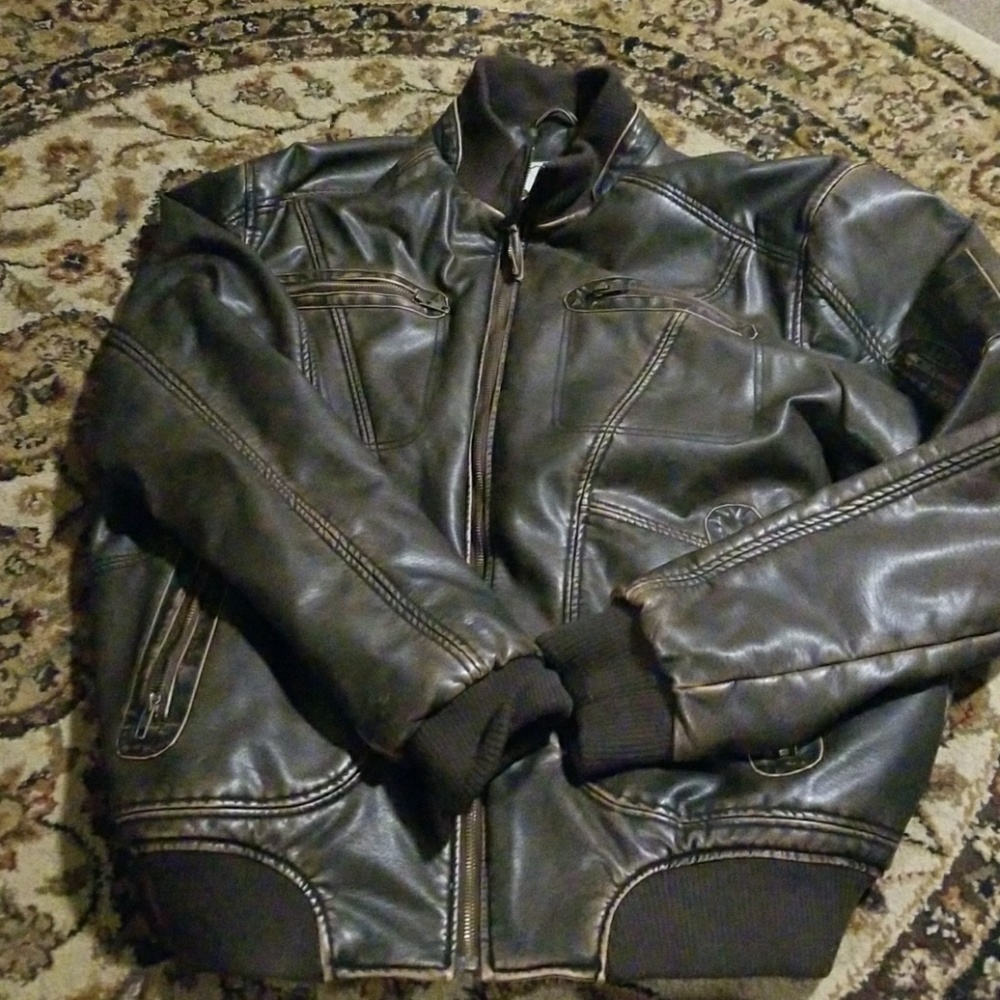 Oversized boyfriend bomber